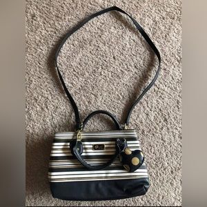 Betsey Johnson cross body purse with original key chain